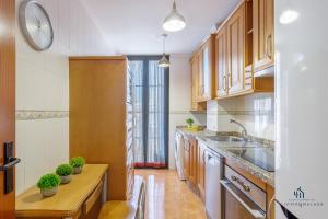 Living4malaga Plaza de las Cofradias