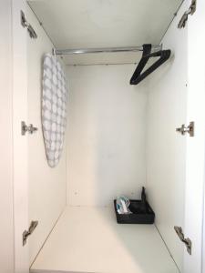Charming Holiday Studio in Hazel Grove - Self Catering Apartment 2