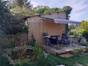 Maisons de vacances Inviting 3-Bed House in langourla brittany : photos des chambres