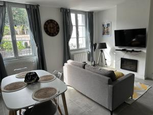 Appartements Appartement avec terrasse au Puy : photos des chambres