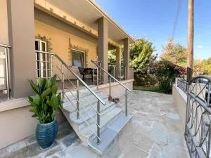 Eva's Summer House - Kassandrinón