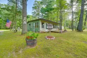 Cozy Corner Cottage Near East Twin Lake! - Lewiston