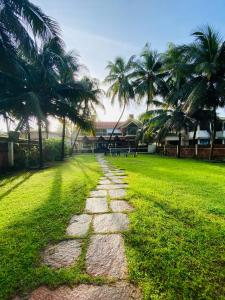 Beautiful Beach Front Villa - Beach Castle Homestay