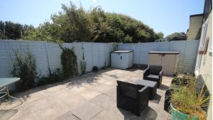 17H Medmerry Park 2 Bedroom Chalet