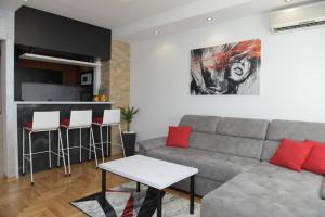 Arena Lux