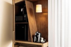 Executive King Room room in Courtyard by Marriott Dallas Downtown/Reunion District