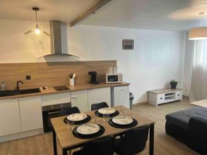 Appartements Appartement proche centre ville : photos des chambres