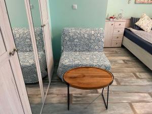 Bright 1BD Apartment with Nice Terrace by Flat Mаnаger