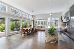 Sofia Rose House and Cottage