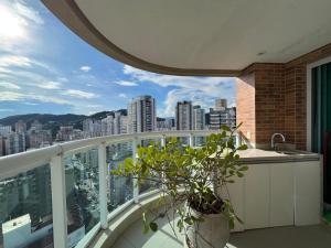 Estanconfor Santos Vista Mar com AC, Garagem, alto 23º andar