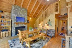Lakefront Six Mile Vacation Rental with Dock - Pickens