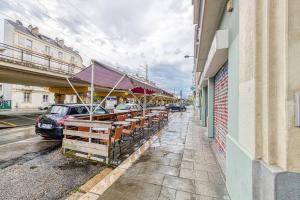 Entre gare et centre-ville: lit double, wifi