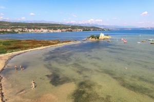 Family-friendly apartments with swimming pool Podgradina, Novigrad - 6198