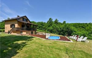 Jungle House with private pool and hot tub