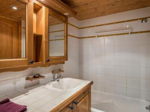 Appartement familial 3* à Méribel, proche pistes - FR-1-566-63