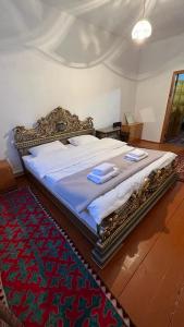 Гостевой дом “Kyzyl Alma” (Red Apple)