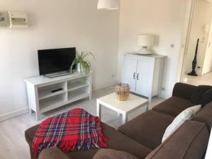 Appartements Appartement dans village verdoyant-Nice flat : photos des chambres