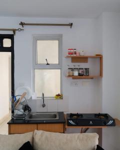 Racecourse Studio Apartments