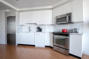 Downtown 1BR w Gym Doorman WD nr Chinatown BOS-224