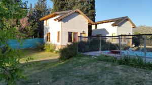 Altos del Pucara Piscina Climatizada vista a las sierras juegos Huerta Orgánica