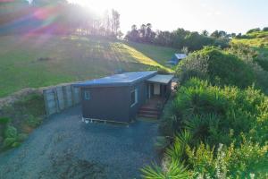 Seascape Cottage - Mahinepua Bay Clifftop Retreat