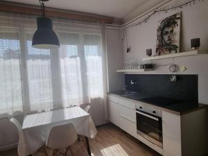 Cosy 2 room apartment with nice vibe, for up to 4