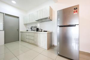 Beautiful 3B2B for 6 pax w Pool - Subang Jaya