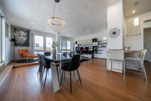 [Via Indipendenza] – Attico di lusso con Piscina