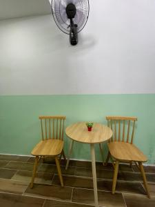 HO GIA AN Home - Green Room - Ngay trung tâm Phố Ẩm Thực