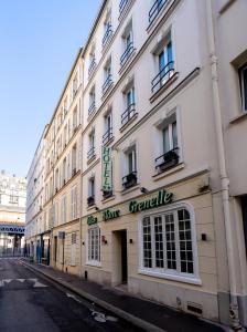 Hotels Hotel Lilas Blanc : photos des chambres