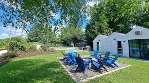 Elite Berrywood Farm - Three Oaks