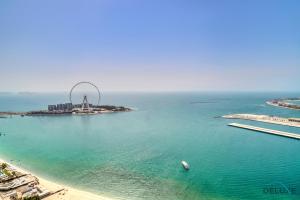 Picturesque 3BR with Assistant Room at The One JBR by Deluxe Holiday Homes - 5hvězdičkové hotely ve městě Dubaj