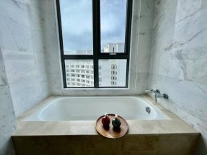 Nordic Style Premium Stay 2pax- BathubBuild-view