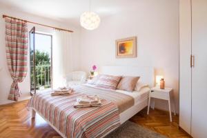 App Sanny with nice terrace