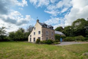 Maisons de vacances Kerlomen - Maison avec grand jardin : photos des chambres