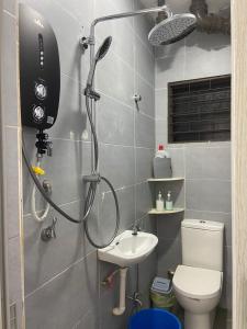 Hs Homestay Cenderawasih Kuantan Town (5 Bed)