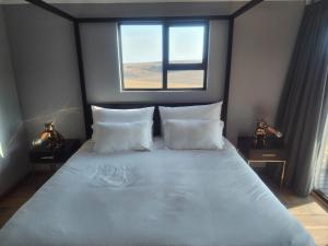 Log Cabin Moonlight Meadows Dullstroom.