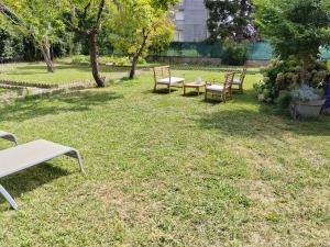 Campings Emplacement nu sur Bayonne pour tentes dans jardin clos et prive : photos des chambres