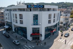 RONDO Studio & Apartments