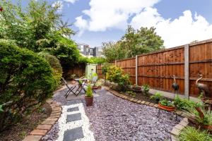 Charming Terraced 3BR House, 5 min Hither Green St