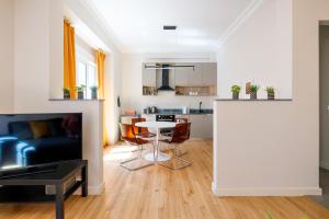 Spark 2-Bedroom Apartment in Athens