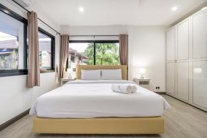 Kamala Fantasy 5 Bedroom Modern Private Pool Villa