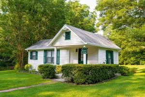 Private 1BR Cottage In Downtown Historic Norcross - Peachtree Corners