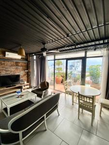 The Palmian City Center Serviced Apartment