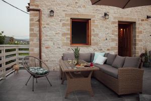 Amygdalia Traditional House