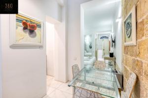 Spacious, LUX 1BR home in the Capital, Valletta by 360 Estates