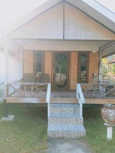 Why Not Bar And Bungalows