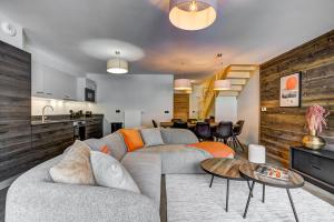 White Pearl Apartments