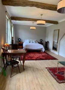 Maisons d'hotes Chateau Le Repos : photos des chambres