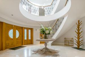 Scotsdale - exclusive family home